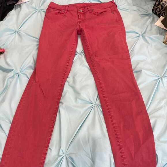 Ladies 7 jeans   - Picture 1 of 7